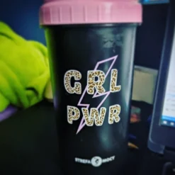 STREFA MOCY Shaker GRL PWR 700 ml